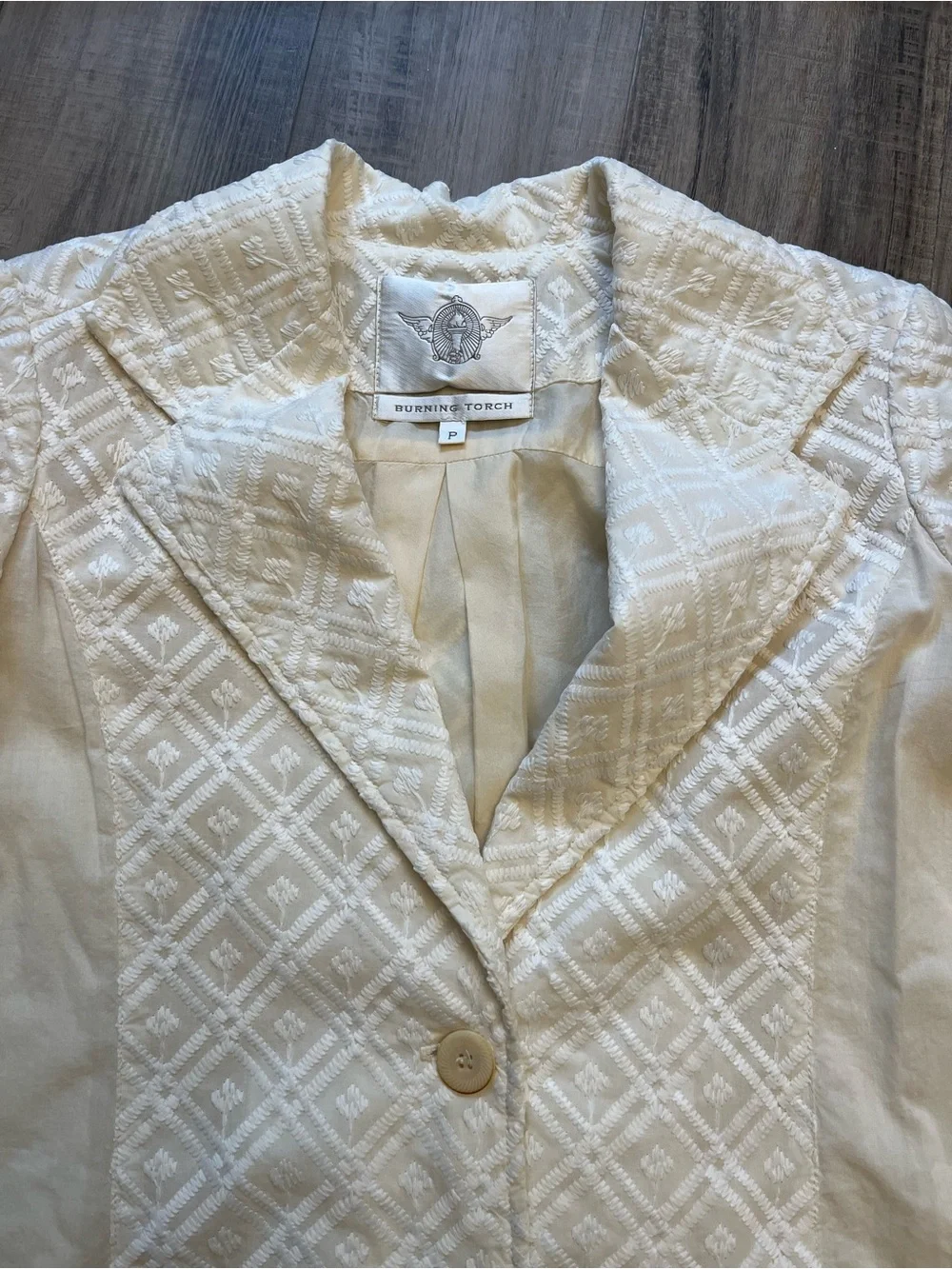 Burning Torch womens jacket size Petite